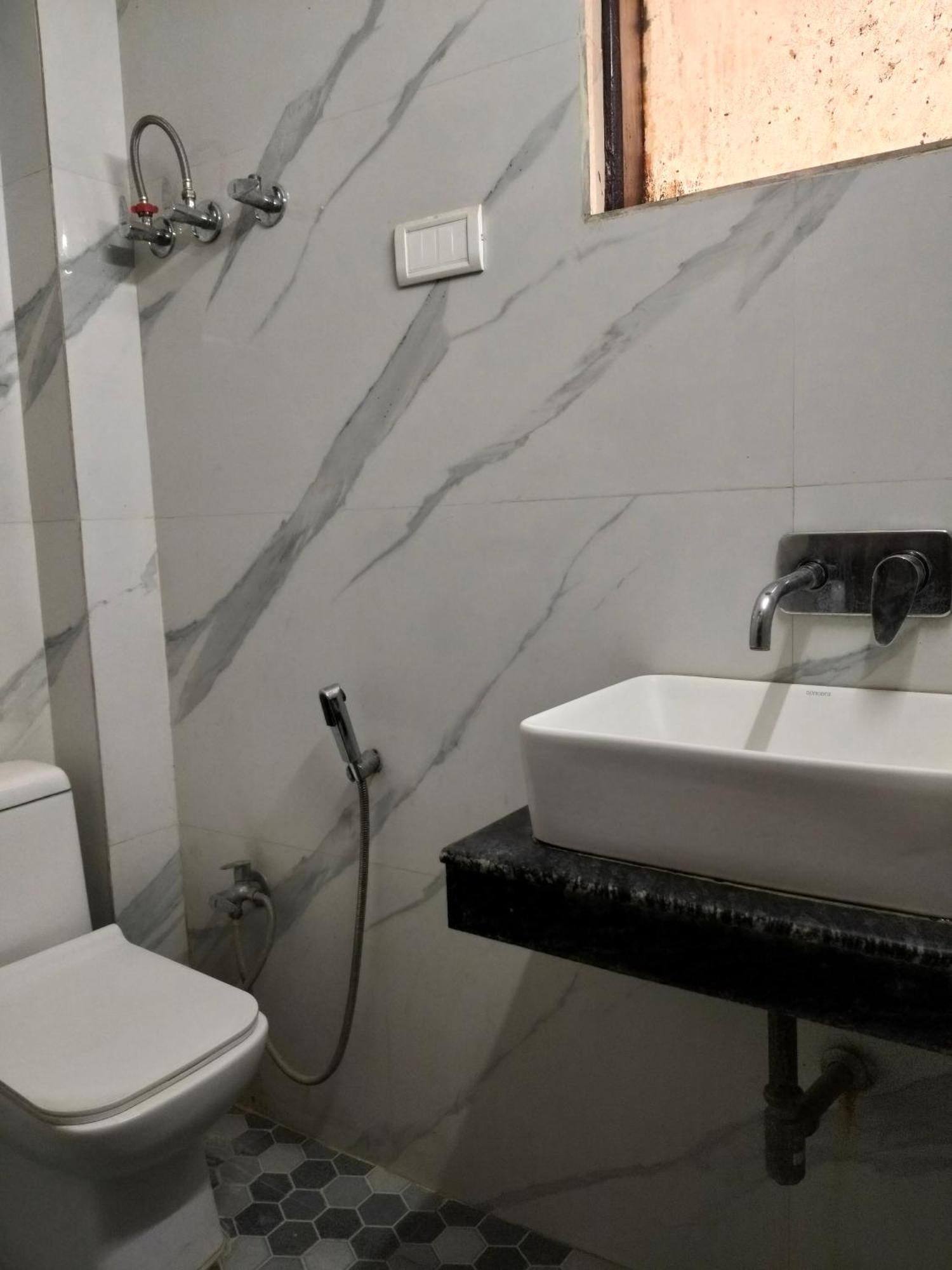 Hotel Yatri International Νέο Δελχί Εξωτερικό φωτογραφία